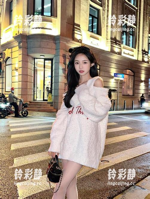 17吃瓜网 直达17吃瓜网,热辣新闻刷进心里,甜到掉牙!