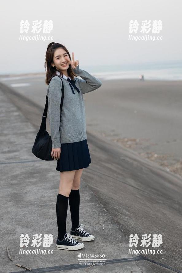 在“aa51吃瓜”网址上，一秒钟带你飞，快把瓜一口吞掉吧！