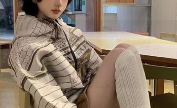 你能相信吗？最新的51吃瓜tv，居然有神秘嘉宾来解说热门事件，陷入一脸懵的神情！