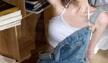 58吃瓜网在线：本来想静静看瓜，结果被键盘侠掺了水，加了料！