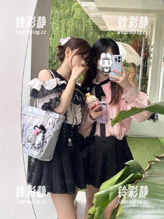 拿起你的薯片，718sx上新视频，观众们的小心脏准备好了吗？