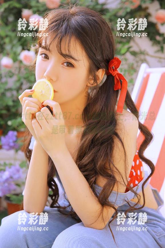 在zztt87.ccm的线路上，阳光总是带着黑料的味道