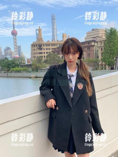 默默潜伏在首页，zztt11似乎暗藏着一股邪魅的吸引力？