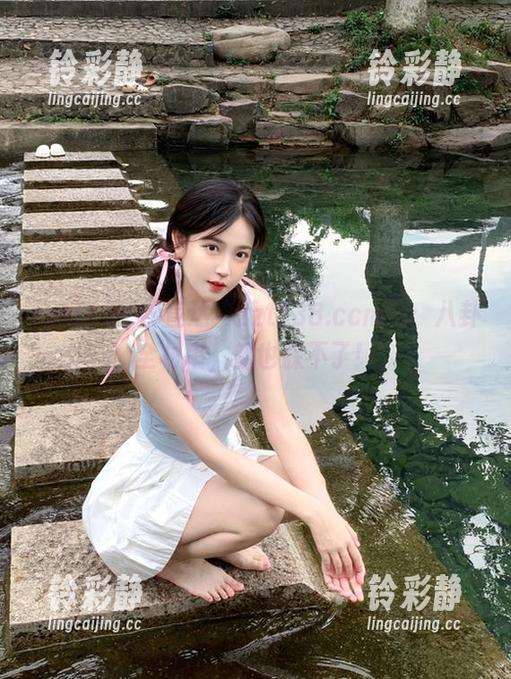 一秒直达“zztt38.ccm”：八卦全村串，躲也躲不了！