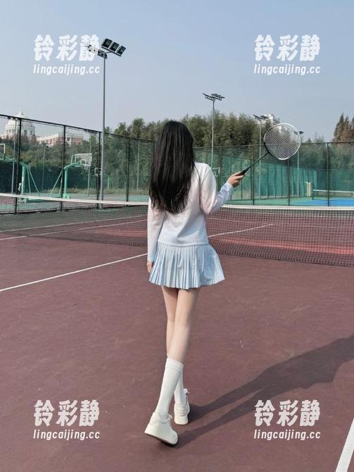 首页热搜！从娜娜的沙发出发，五一吃瓜奇遇记！