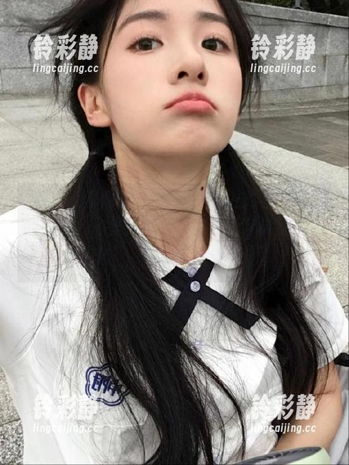 吃瓜免费网站 疯狂沉浸在吃瓜免费网站的入口,心里直想着“这瓜明年能涨到啥程度”,感觉像个老顽童。