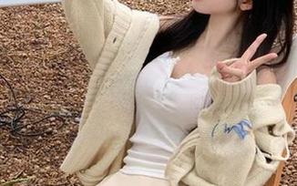 网曝吃瓜视频更新啦，越看越想知道后面的反转，脑补一波是怎么回事？