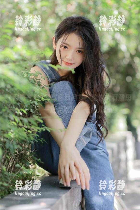 网曝黑料网页，这也太有意思了吧？一边儿吃瓜，一边儿追剧