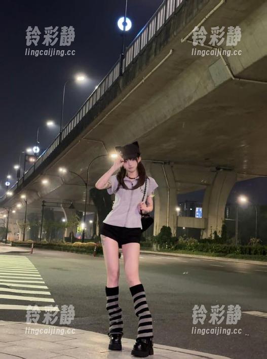 收藏这条导航，zztt11黑料不打烊so，养眼又惊险！