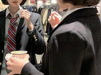 我爱“黑料网”这款app，不打烊，眼睛离不开，权当我是吃瓜专业户了！