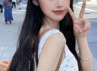 坐好，观看“黑瓜吃料”的神奇时刻，别问为何心里像捡到五毛一样快乐。