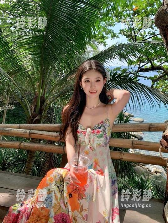 听说“黑网料”app里有个长腿美女…咳，不是这些，确实栗子新闻都想看！